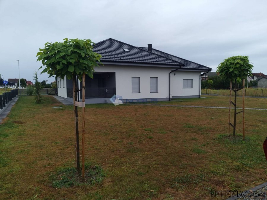 Varaždin, Hrašćica, 280 m2 , 2120 m2 okućnice, 2 garaže - 5
