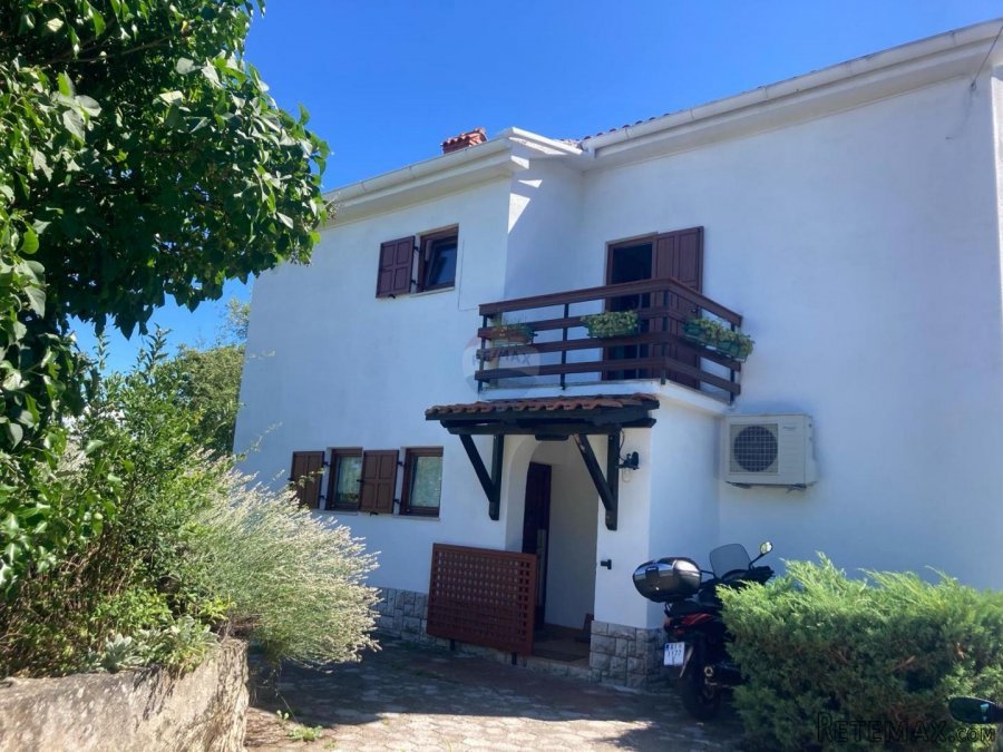 Mošćenička draga, bliža okolica, samostojeća kuća 195 m2, pr - 7