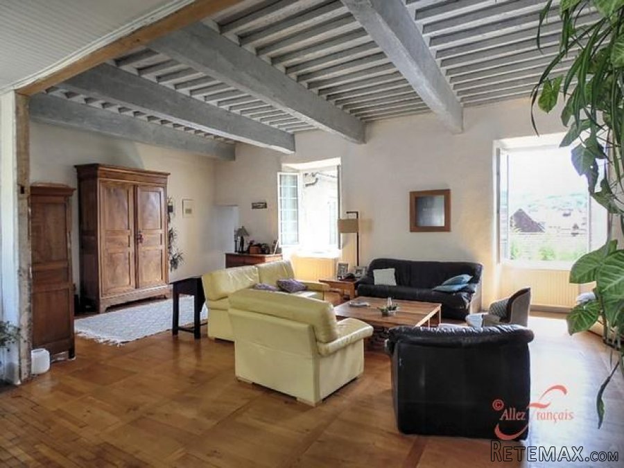 St Céré (Lot) - Chateau 'en-ville' with numerous options. L.. - 8