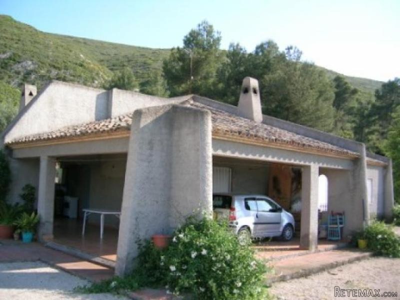 Tranquil 3 Bedroom Country House For..
