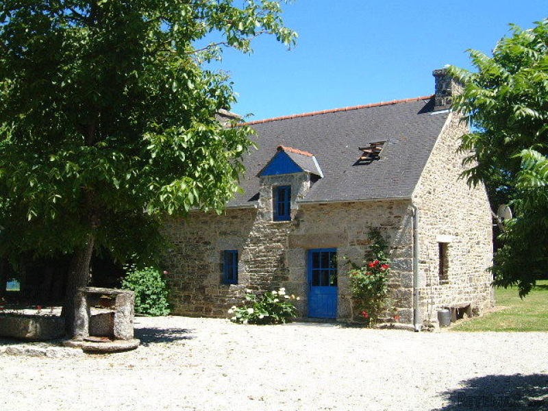 6 Bedroom Gite For Sale