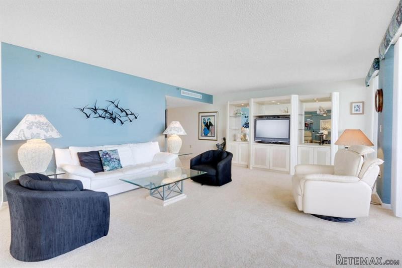 3 bedroom Residence For Sale: Singer.. - 2