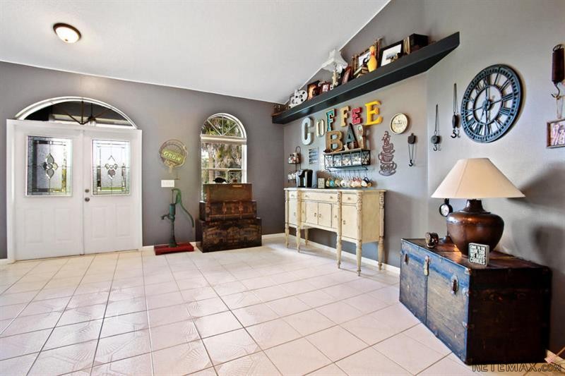 6 bedroom Residence For Sale: West Palm.. - 2