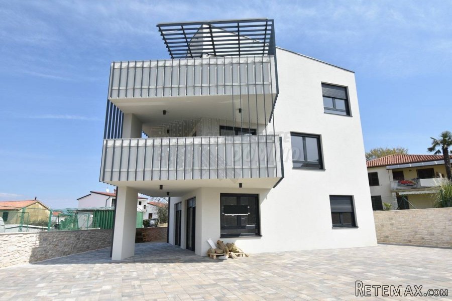 Apartman u prizemlju samo 150m od mora! - 3