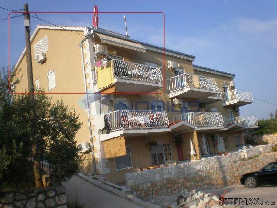Brač, Milna, apart. 156m2,2kt, pogled na more, dvorište - 5