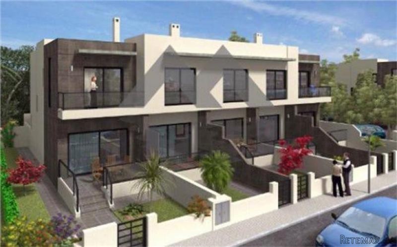 4 bedroom town house for sale