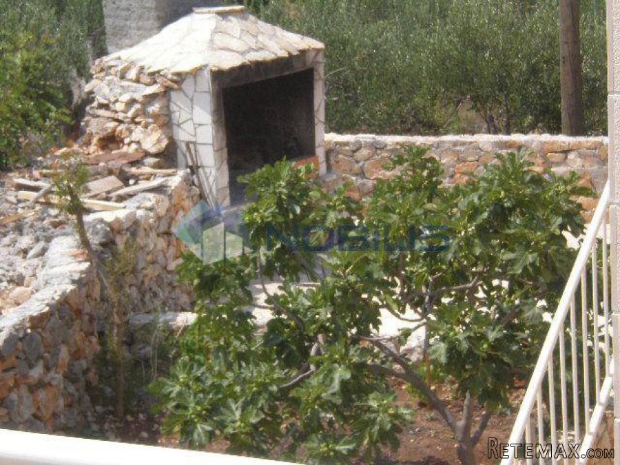 Brač, Milna, apart. 156m2,2kt, pogled na more, dvorište - 6