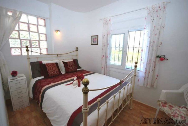 Perfectly maintained villa with beautiful open view in a.. - 8
