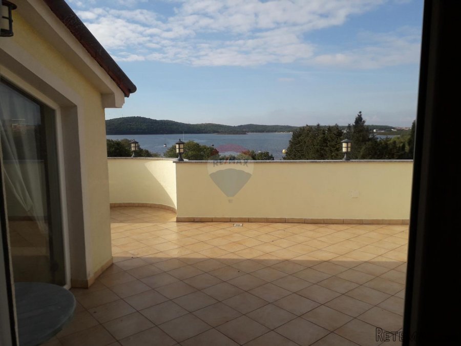 Ista, Medulin, apartmanska kuća sa bazenom 150m od mora - 9