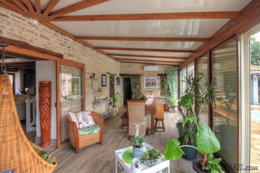 Vançais (79) - Immaculate detached 5bed/4bath stone house with.. - 9