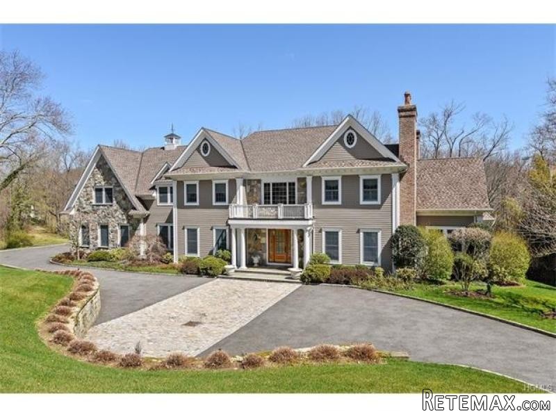 6 bedroom House For Sale: 17 Orchard..