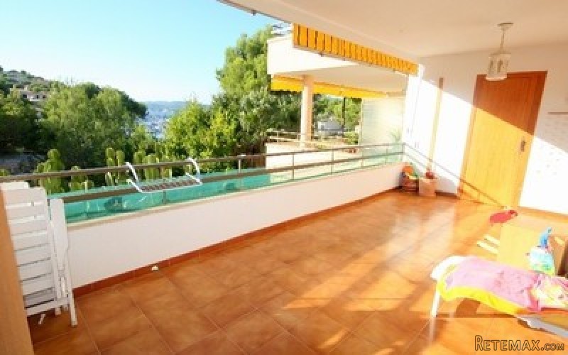 Apartment for sale in Santa Ponsa near..