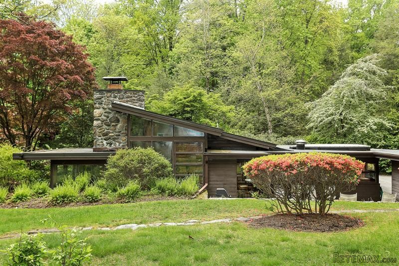 4 bedroom House For Sale: 26 Usonia.. - 2