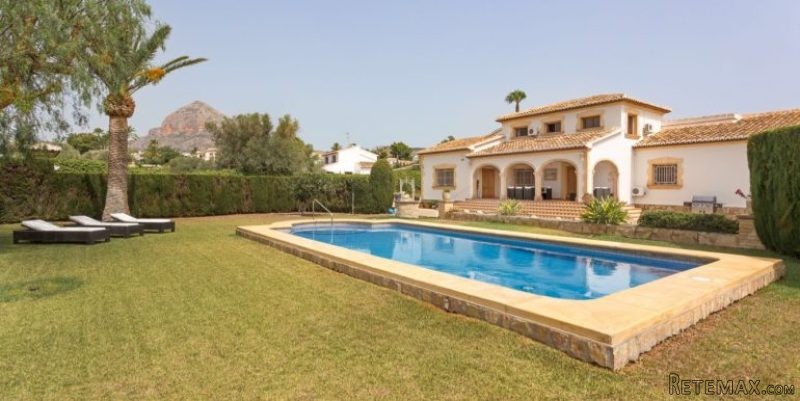 6 bedroom, 4 bathroom, Villa, Javea old..