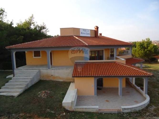 IZVANREDNA VILA NA OSAMI - 3