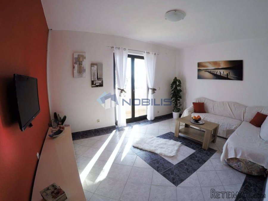 Omiš, Stanići, privatna plaža, konoba, 1800m2, 8 apartmana - 2