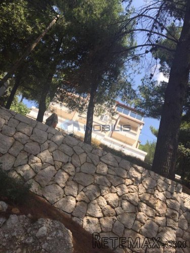 Omiš, Stanići, privatna plaža, konoba, 1800m2, 8 apartmana - 9