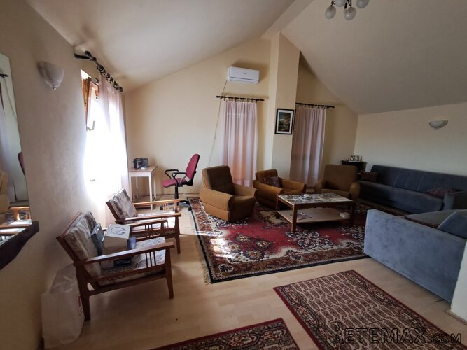 Vikendica na Fruškoj gori, 156m2 - 10