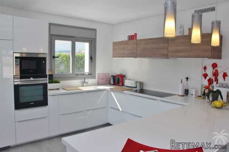 These villas are being built in Benijofar, a nice.. - 3