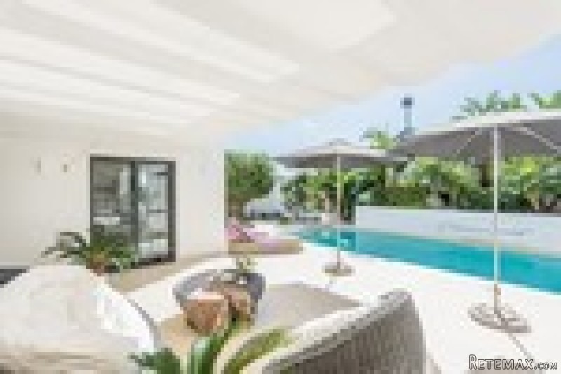 4 Bedrooms - Villa - Malaga - For Sale - 2