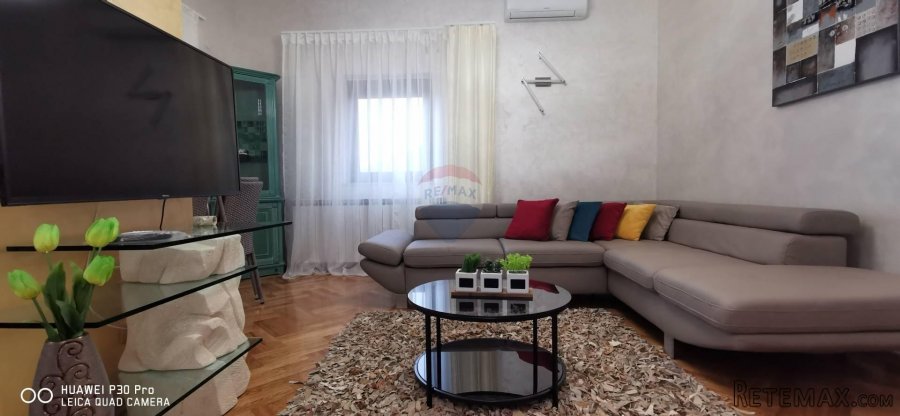 OPATIJA, IČIĆI, STAN 130m2, POGLED NA MORE, BAZEN, TAVERNA S - 4