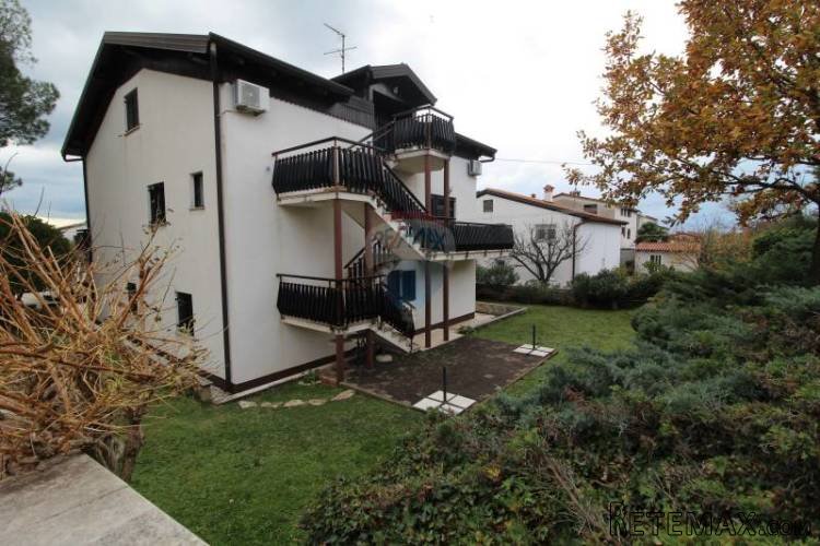 Samostojeća višetažna kuća s pogledom na more - 2