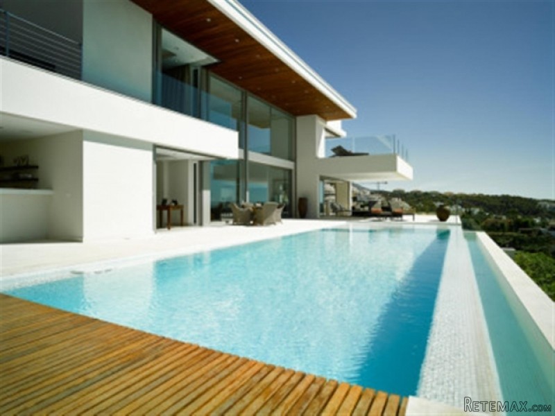 5 Bedroom Villa For Sale In Los.. - 2