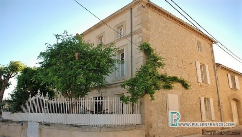 Classic Period Property With Courtyard.. - 2