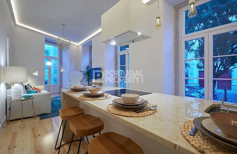 Fabulous Apartment in Historic Lisbon - 2