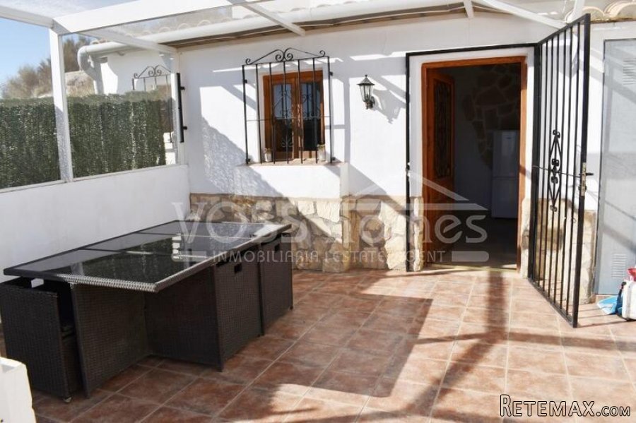 A full of character uniquely designed, renovated, full of.. - 10