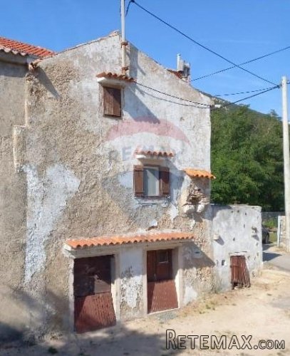 Baška - Batomalj - kuća 86m2, vrt 206m2