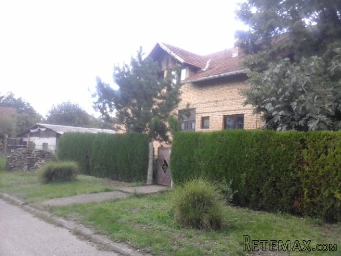 Hitna prodaja!Porodične kuce-kula vojvodina - 2