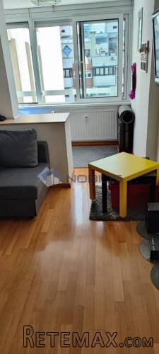 Zagreb, Kruge 2,5-sobni stan 69 m2 - 2