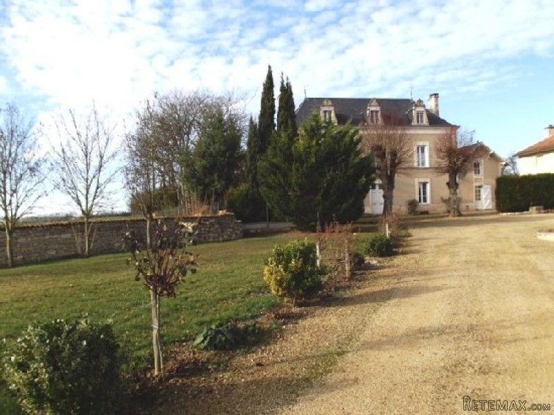 Stately Manor House on 1.3 Hectares - 2