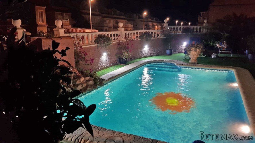 Espectacular duplex en esquina con piscina privada en.. - 2
