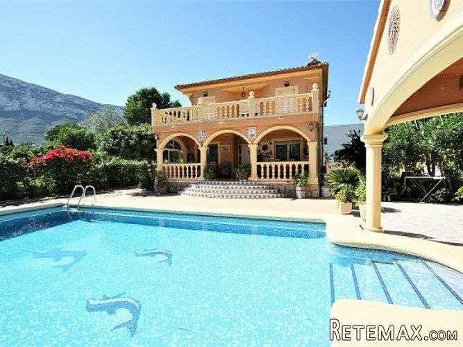 Villa in Denia within walking distance of the town centren.. - 3