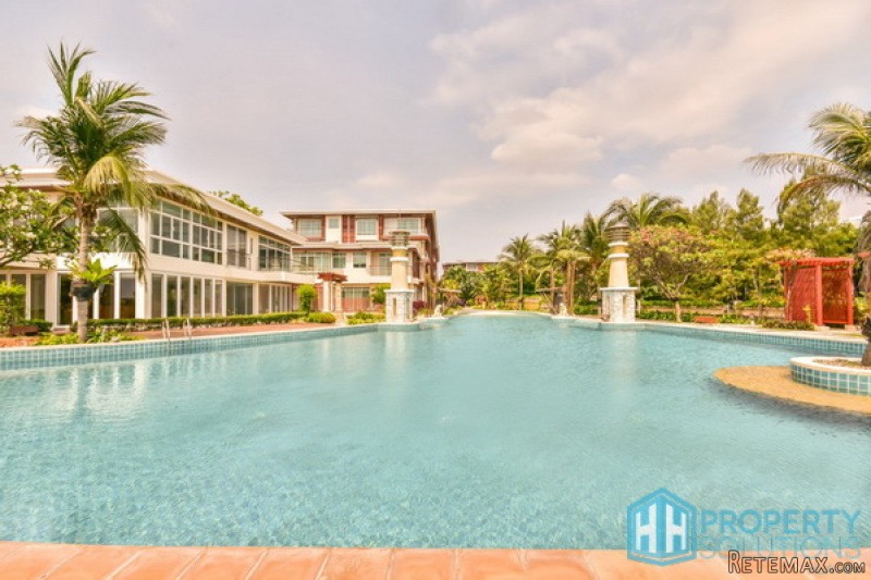 Amazing Beachfront 2 Bed Condo - Hua Hin