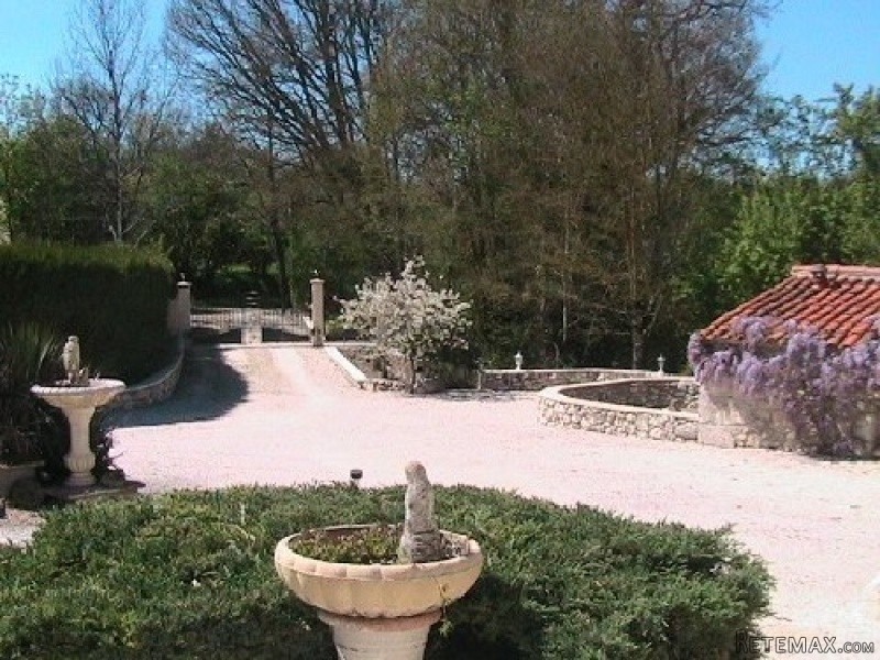 APS2309 Beautifully renovated stone.. - 2