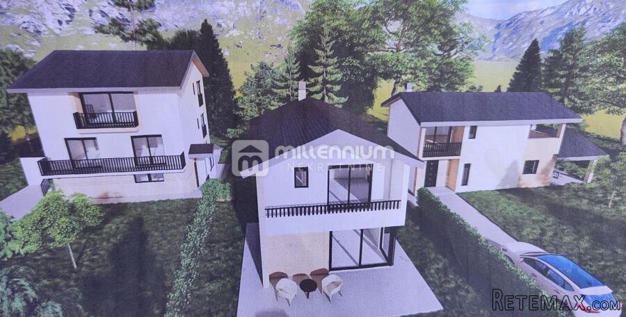 Severin na Kupi, 310m2, 3 samostojeće kuće
