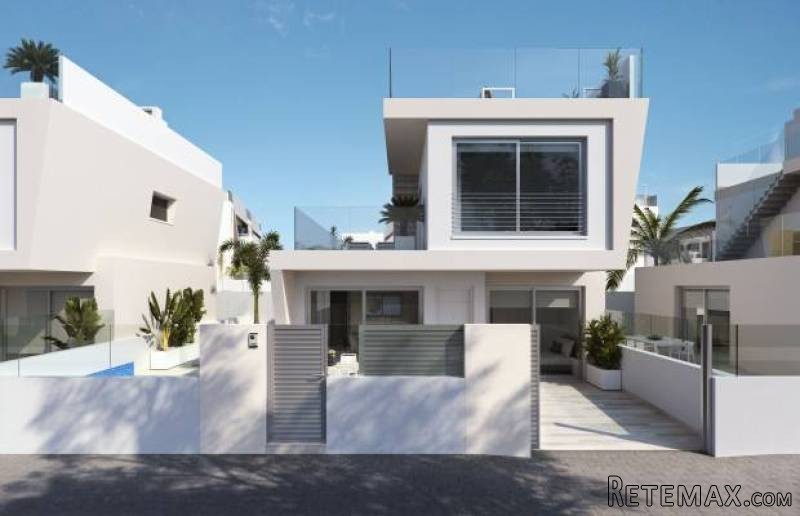 3 Bedroom 3 Bathroom Villa In Mil..