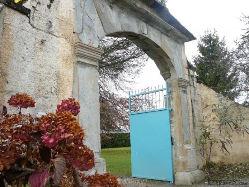 4 Bedrooms - House - Midi-Pyrenees -.. - 2