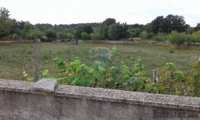 Kringa, građevinsko zemljište na rubnom dijelu naselja - 3