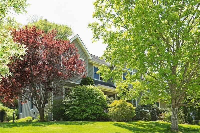 4 bedroom House For Sale: 51 Wellington..