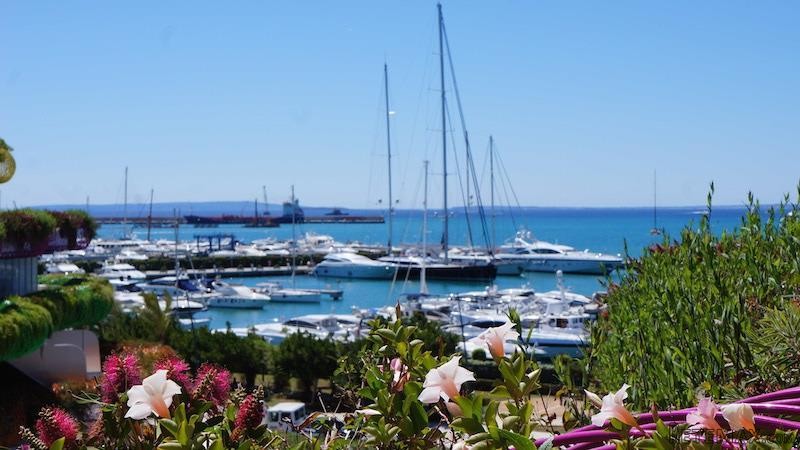 5 bedroom Apartment For Sale: Marina..