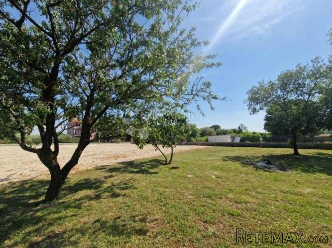 MURVICA - Građevinsko zemljište 842 m2 - NAJAM - 2