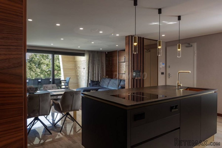 Penthouse u Malinskoj-bazen-pogled more! - 12