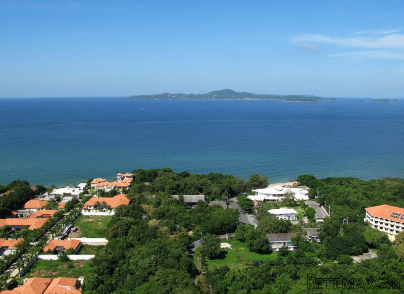 Upmarket condo on Pattaya's Pratumnak..