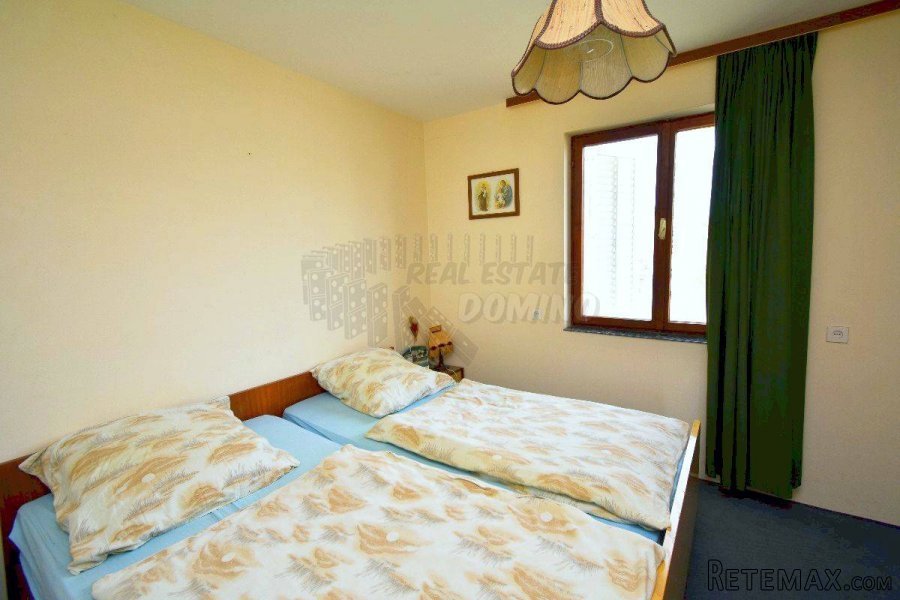 Apartman - etaža samostojeće kuće sa okućnicom! Krk - oko.. - 14