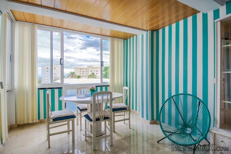This apartment 2 bedroom apartment with sea views is.. - 4