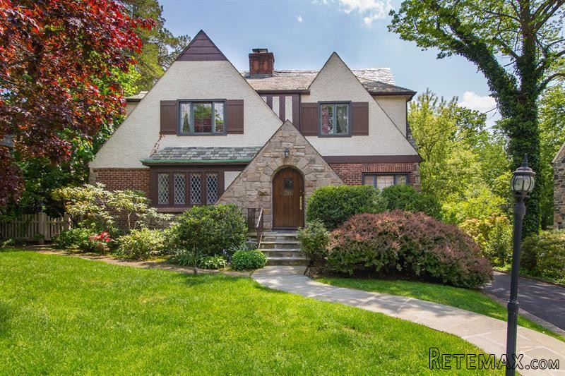4 bedroom House For Sale: 784 Colonial..